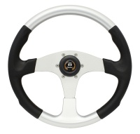 Рулевое колесо «Evolution», черный обод с серебристыми вставками.